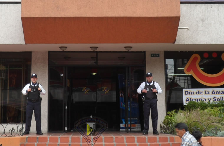 Seguridad Comercial SEGSALVAS CIA LTDA Seguridad Comercial SEGSALVAS CIA LTDA